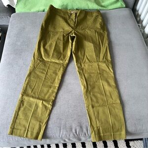 NWT J. Jill Green (Vine Leaf) Pants. Size 10 Cotton & Spandex Ankle Pants